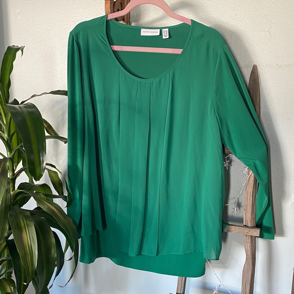 Susan Graver liquid knit green blouse. Perfect for St.Patrick’s Day.